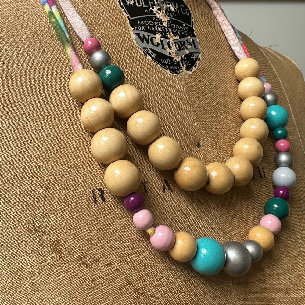 'The Jones Market' Wooden Beaded Baby-Proof Stretch Necklace, Cream, Multi